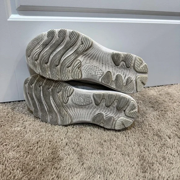 Asics GEL-Nimbus 24 Running Shoes Womens Size 8 Beige Cushioned Sneakers - Picture 7 of 9